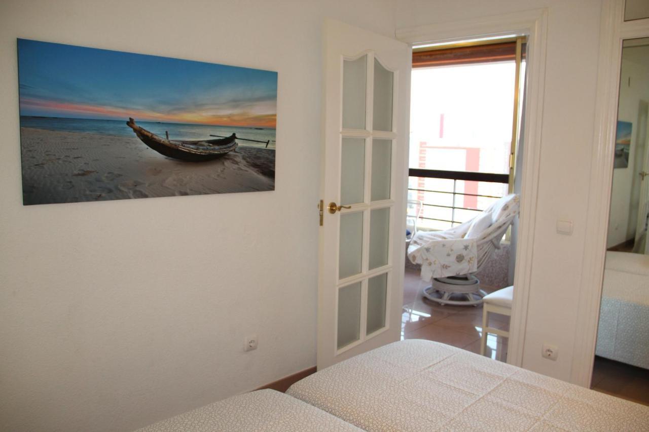 Acuarium Apartment เบนิดอร์ม ภายนอก รูปภาพ